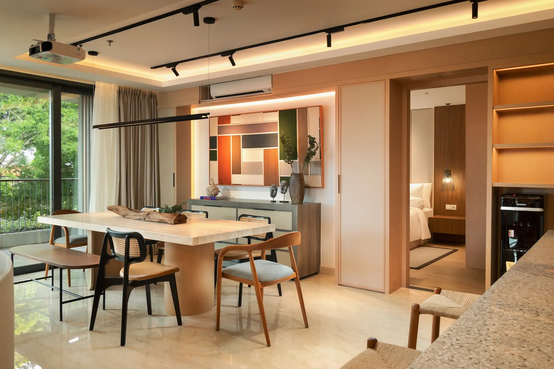 Photo 10 - Dining Room